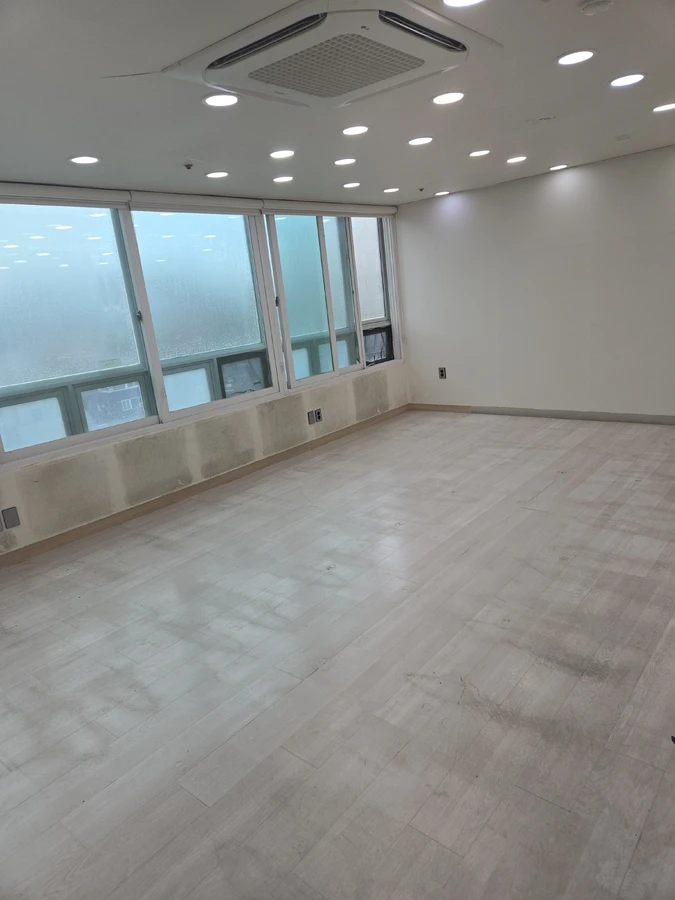 교습소이전철거 현장 사진
