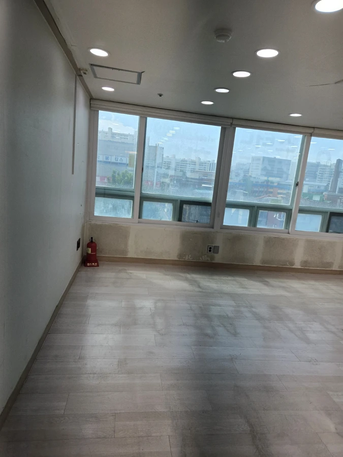 교습소이전철거 현장 사진